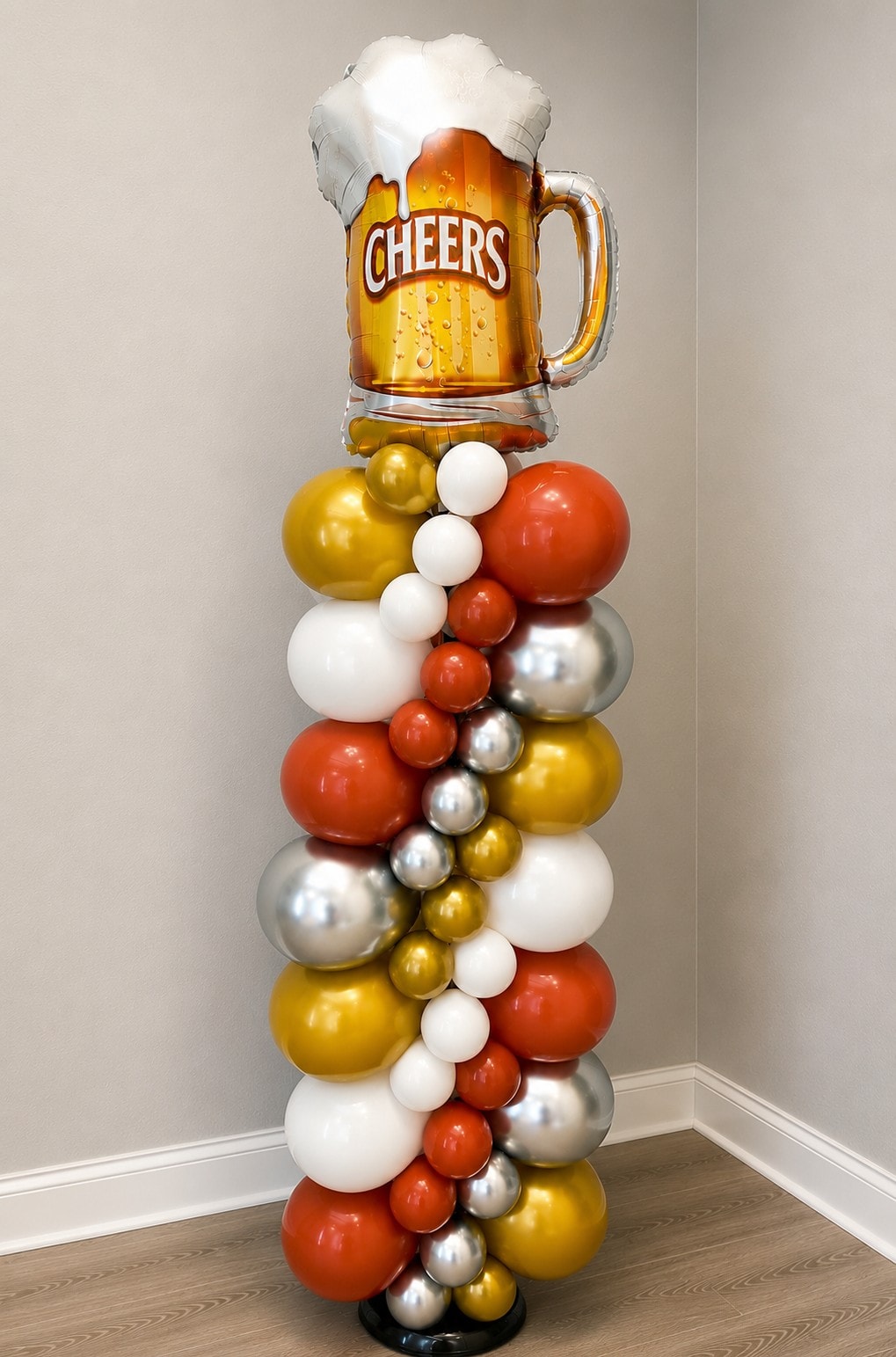 Beer Mug Balloon Column
